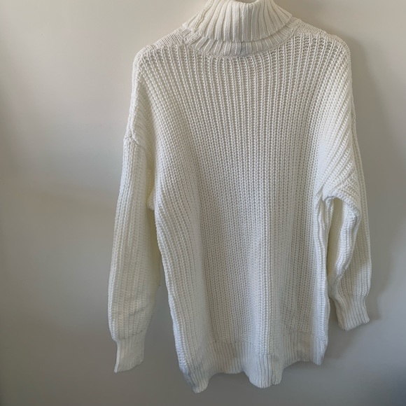 H&M CABLE-KNIT TURTLENECK SWEATER DRESS - Picture 5 of 5